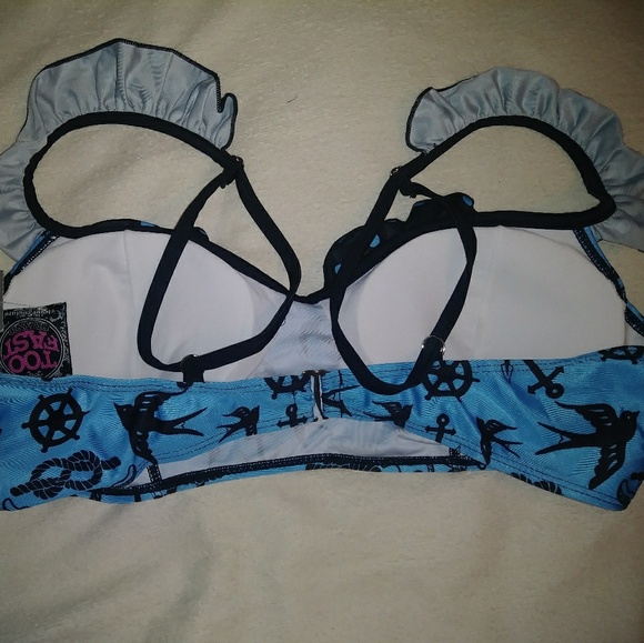 Bathing suit top - Picture 2 of 3